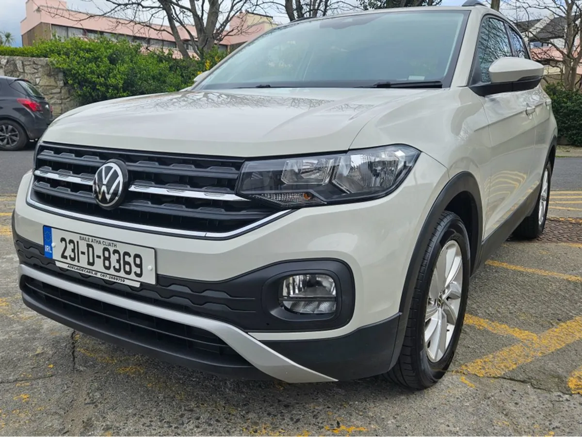 Volkswagen T-Cross Life 1.0 TSI M Manual 5speed 9 - Image 3