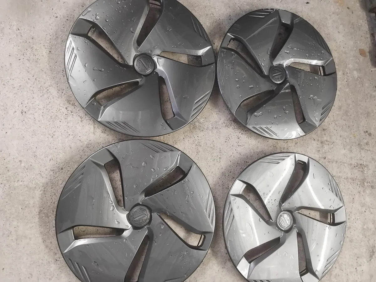Mg3 .251 hubs caps and rimsx4 - Image 1