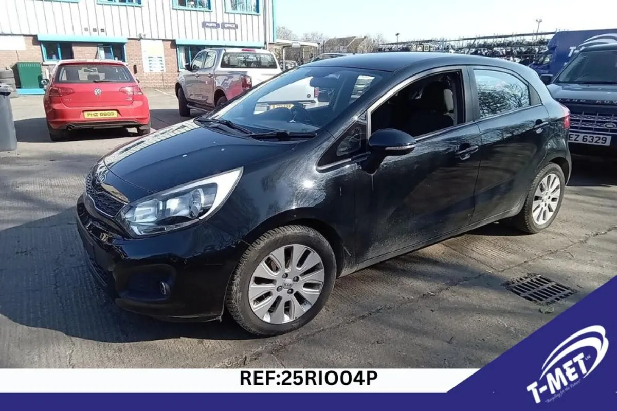 2012 KIA RIO BREAKING FOR PARTS - Image 2