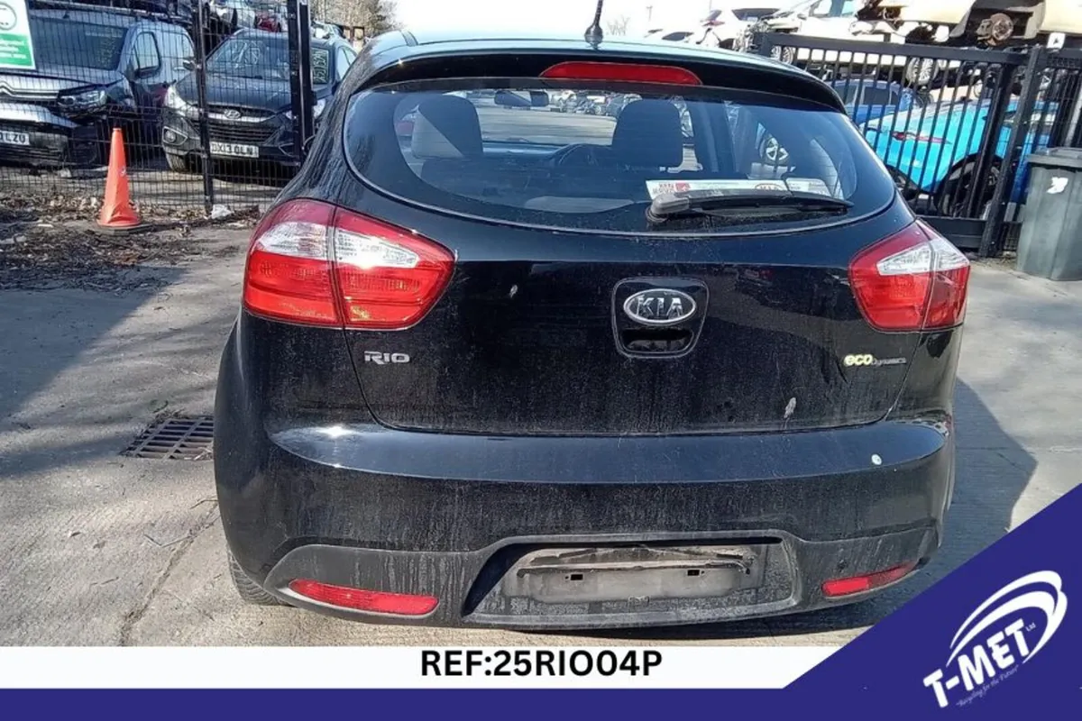 2012 KIA RIO BREAKING FOR PARTS - Image 4