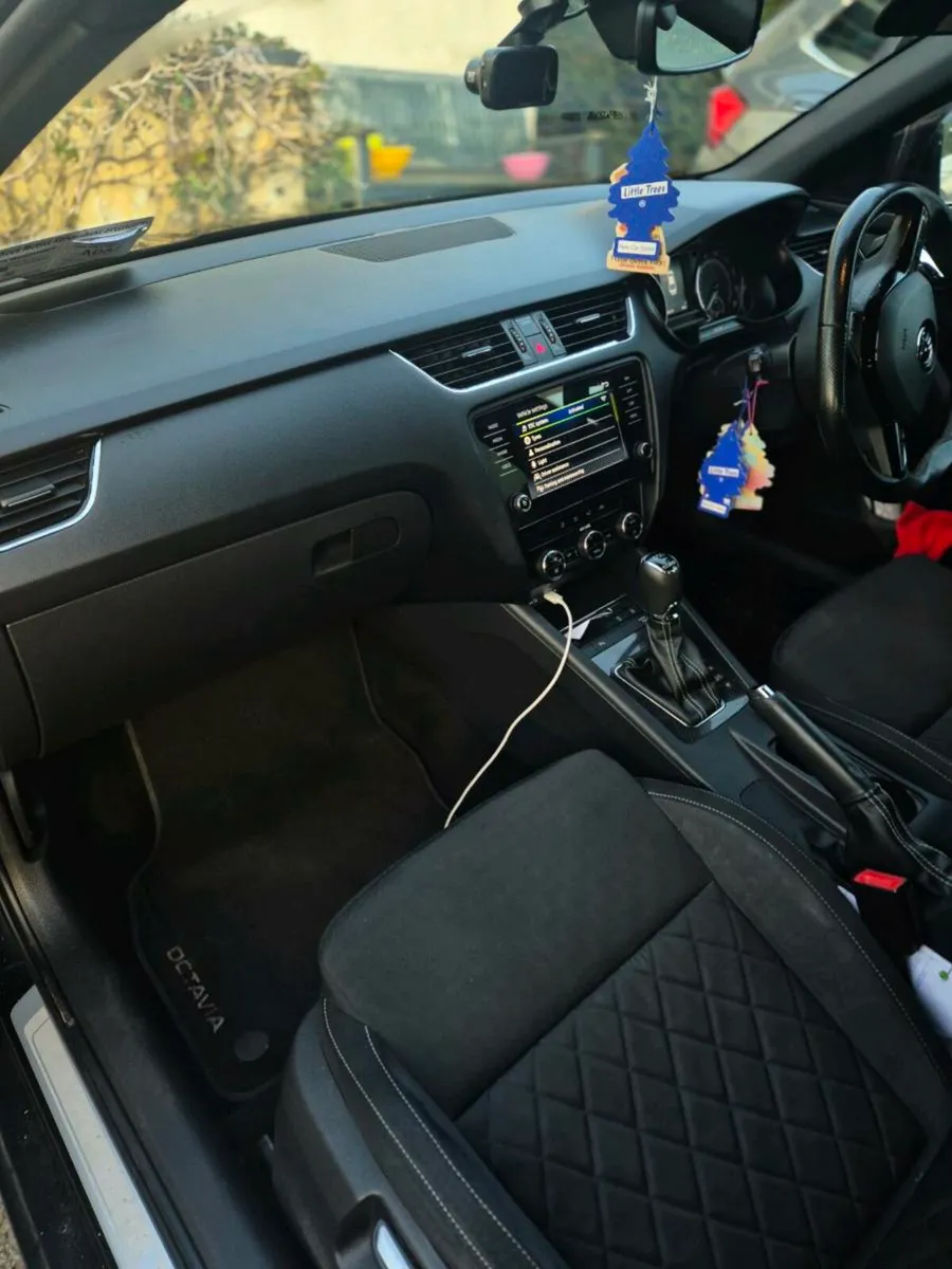2017 Skoda Octavia Vrs 4x4 - Image 4