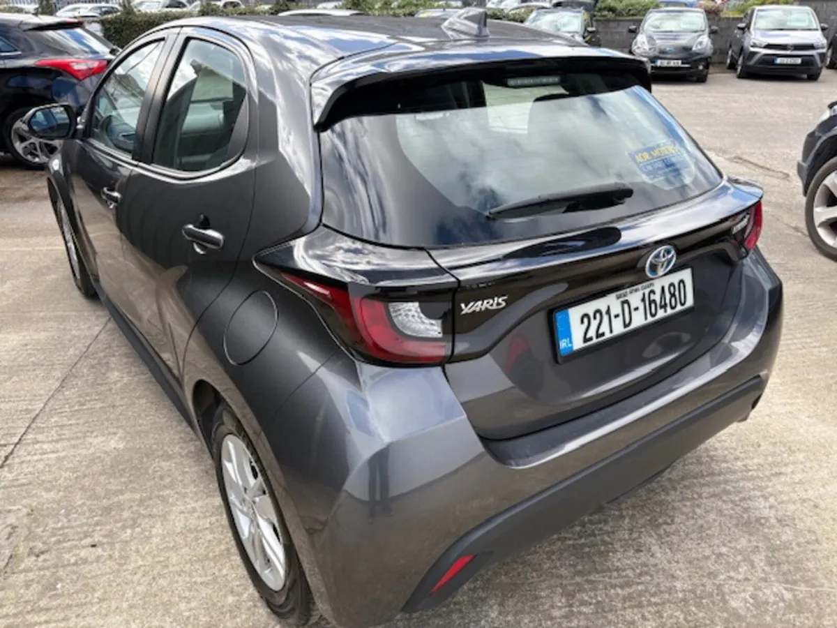 Toyota Yaris 2022 Hybrid Luna Irish Car - Image 3