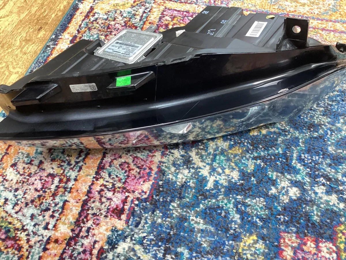 Jaguar XF / F-Pace Headlights - Image 4