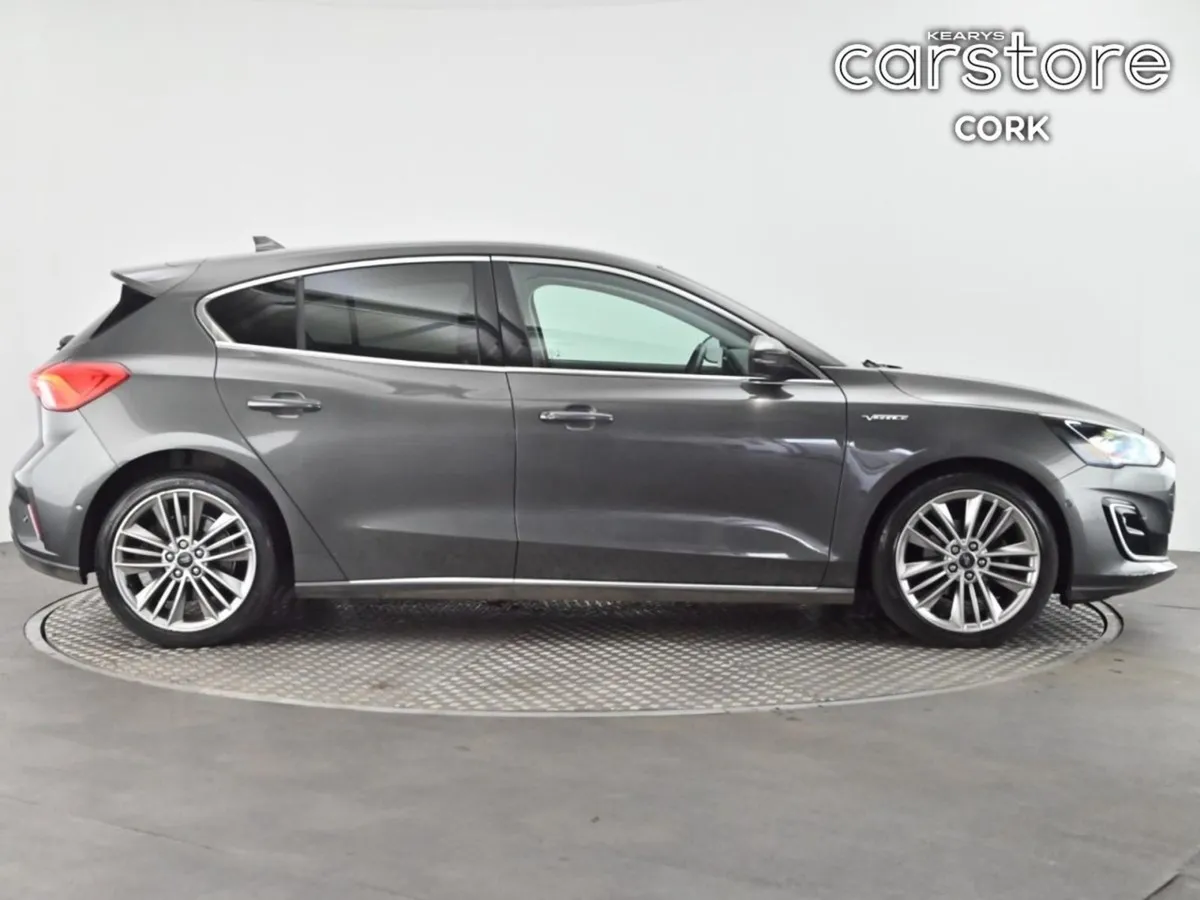 Ford Focus 1.5 Tdci 120PS Vignale - Image 3