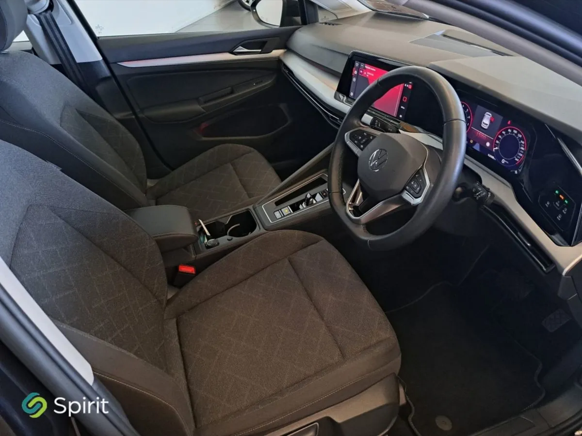Volkswagen Golf 1.0 TSI 110HP Mhev Life call John - Image 4