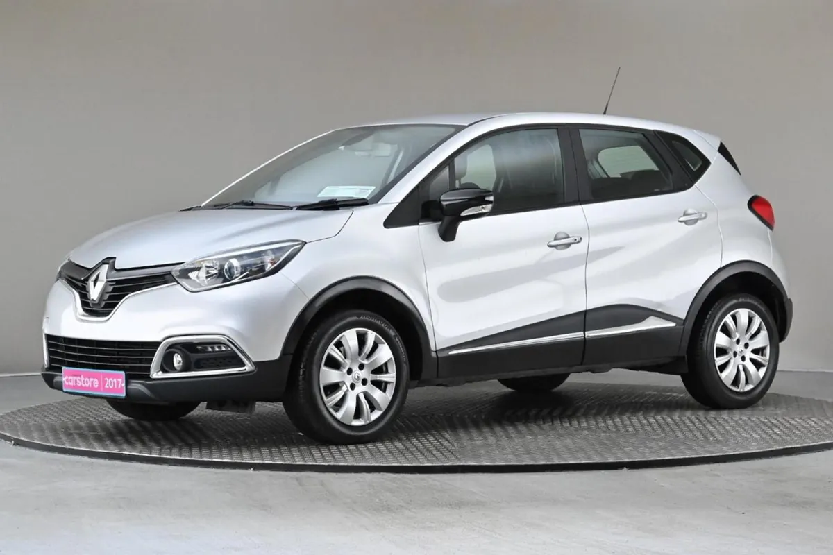 Renault Captur 1.5 DCi 90bhp Life 5spd - Image 4