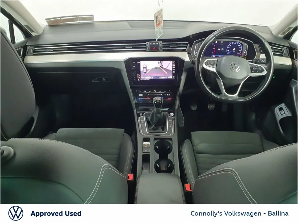 Volkswagen Passat Elegance 2.0tdi 150HP - Image 4