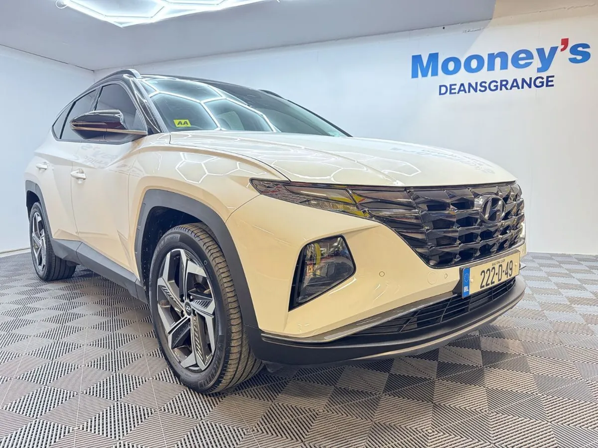 Hyundai Tucson 2WD Executive Plus HEV Auto. One P - Image 1