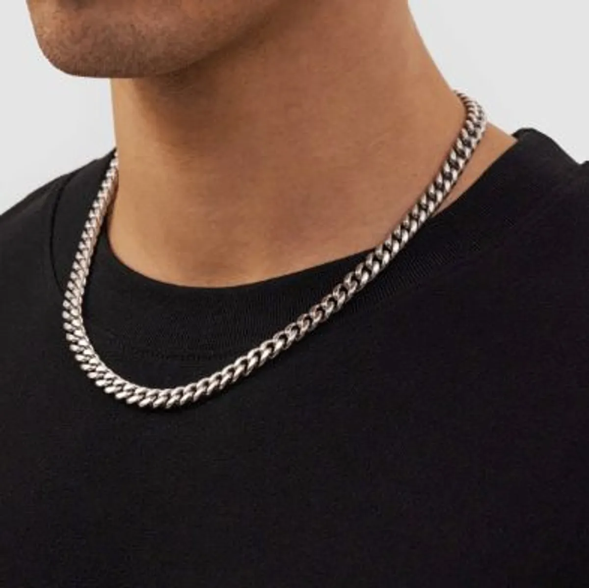 Mens Silver Cuban 8mm link chain - Image 1
