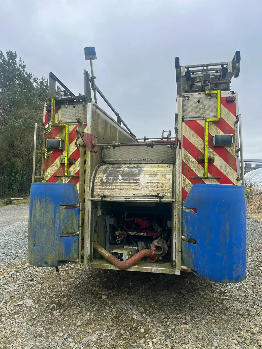 Fire Engine - Image 2