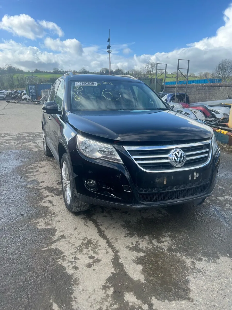 2011 VOLKSWAGEN TIGUAN 2.0 TDI FOR BREAKING - Image 1
