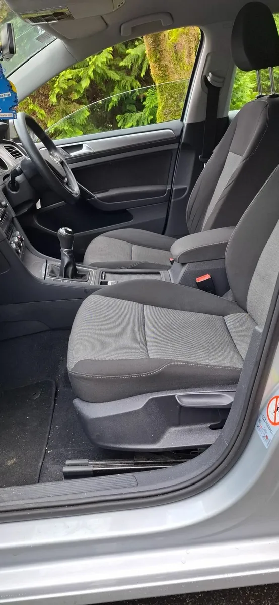13 VW  Golf,  DIESEL,  New NCT 11/25 - Image 2