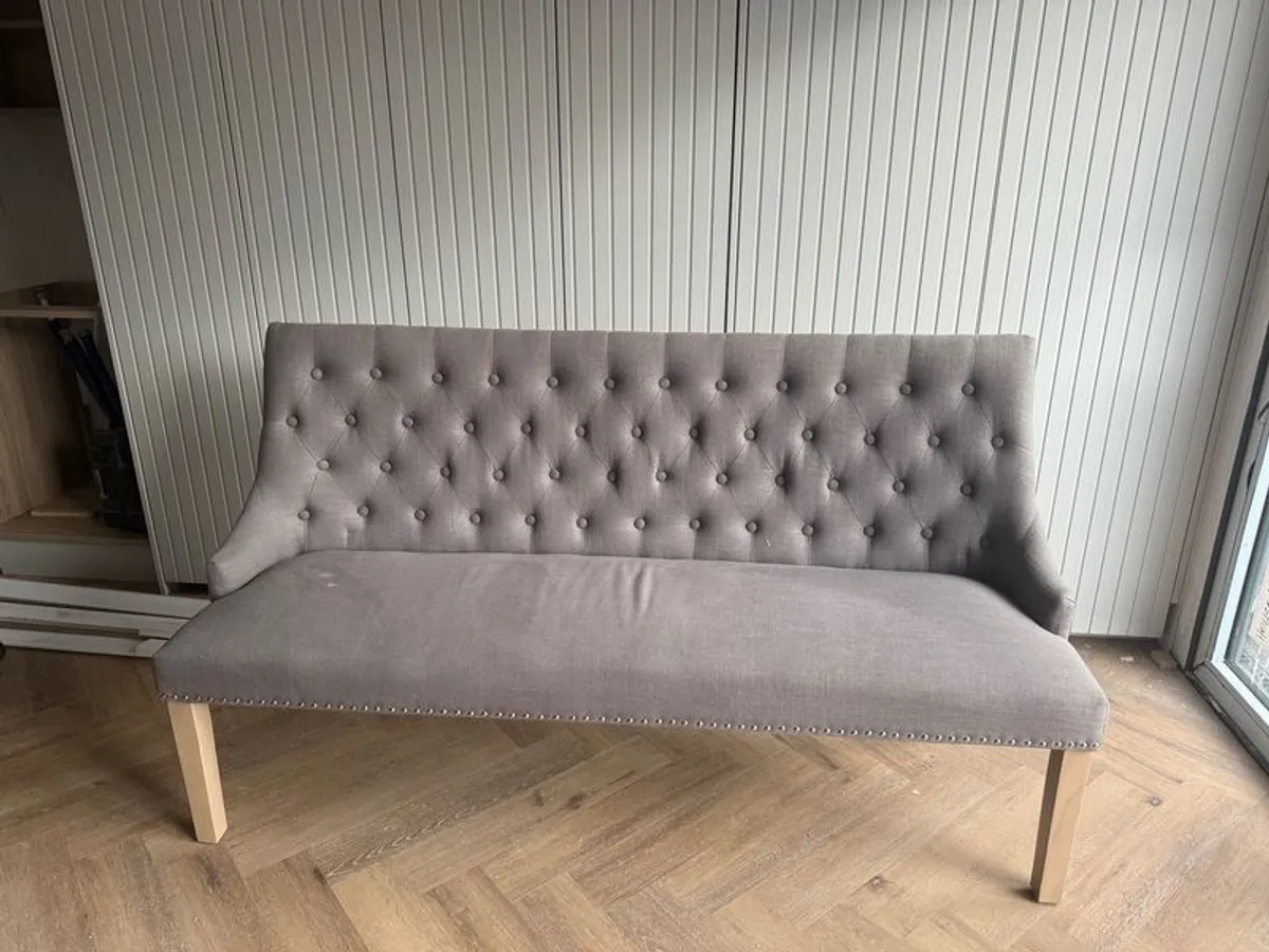 Dining bench and 4 chairs - Image 3