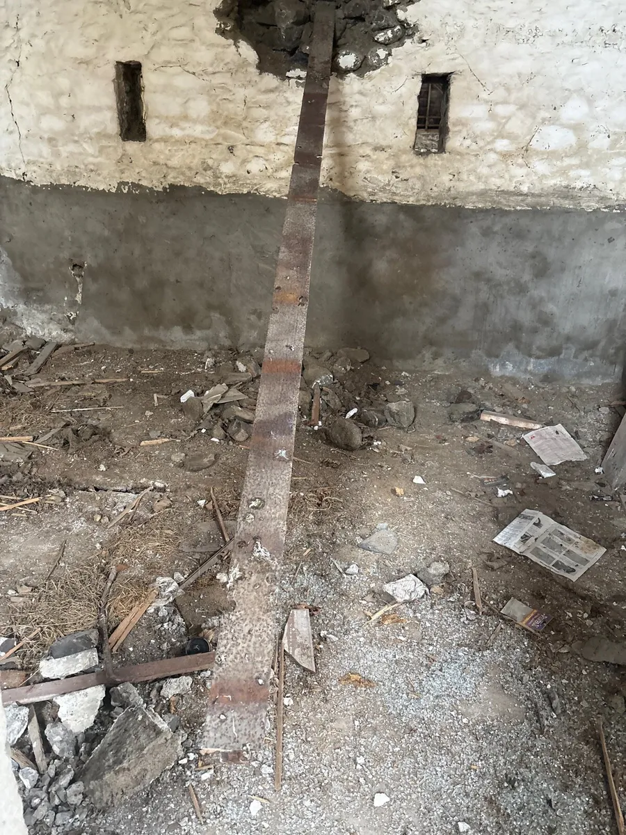 2 x Steel I Beam & scrap steel - FREE TO COLLECT - Image 2