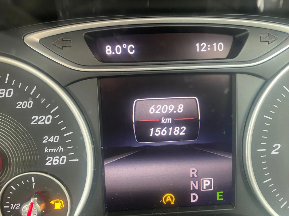 Mercedes-Benz B-Class 2015 - Image 2