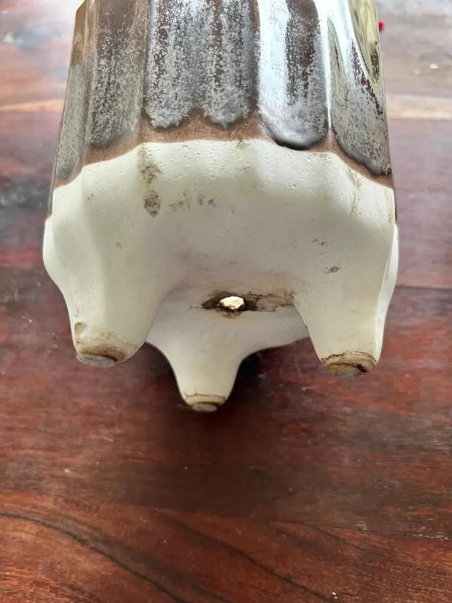 terracotta design vase - Image 4