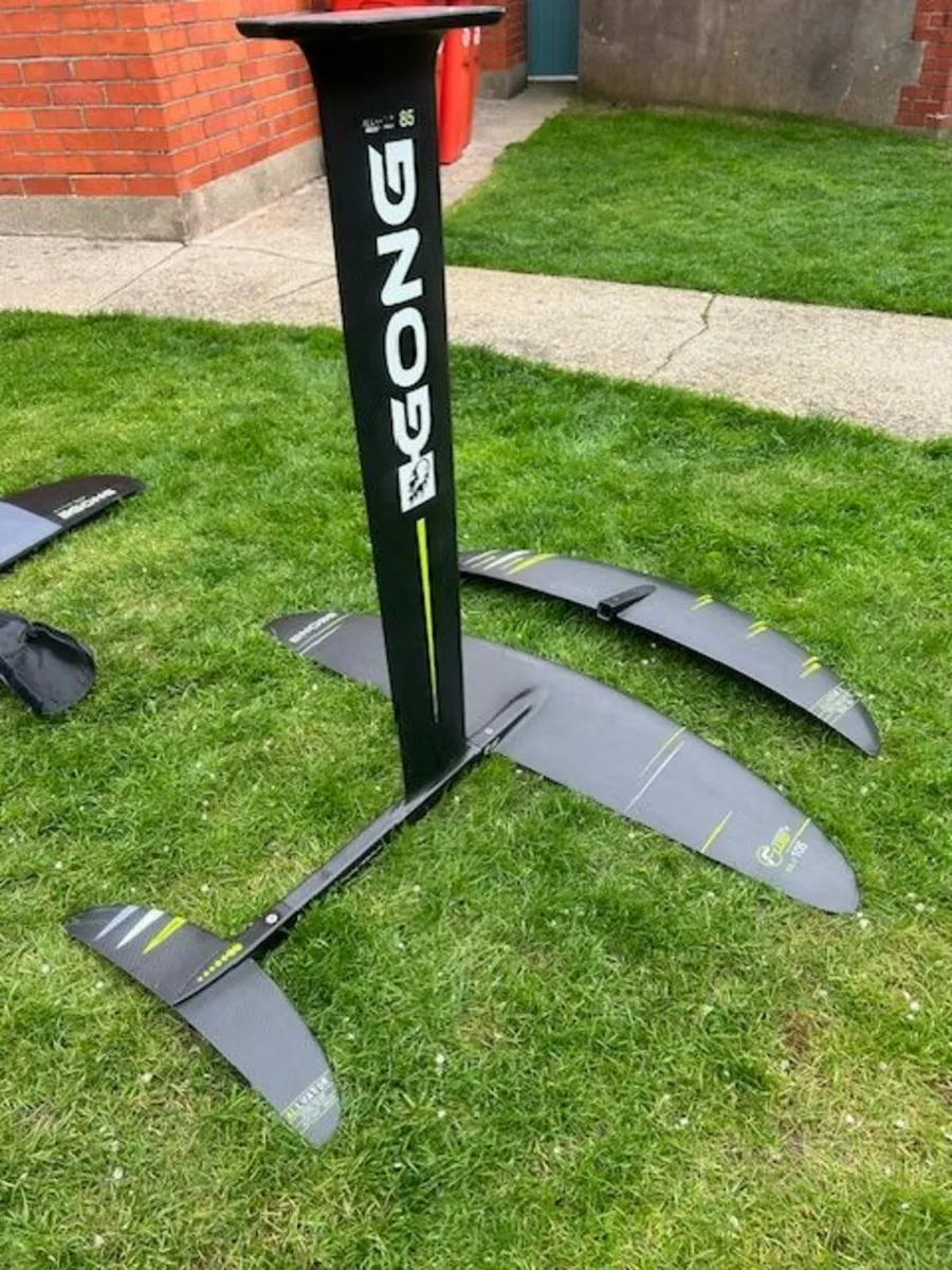 Wing, Foil, Board Complete Set - Like New - Image 2