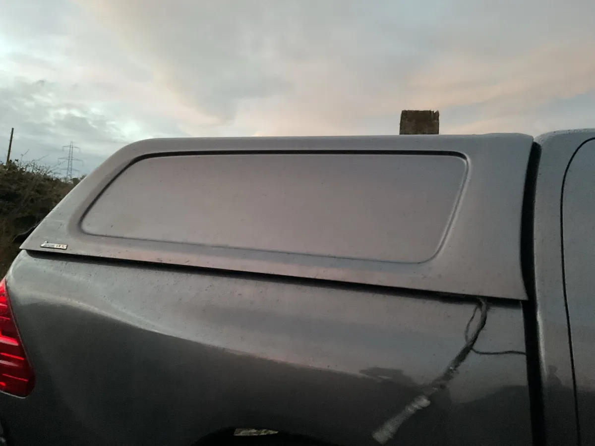 17 on Toyota hilux canopy top - Image 3