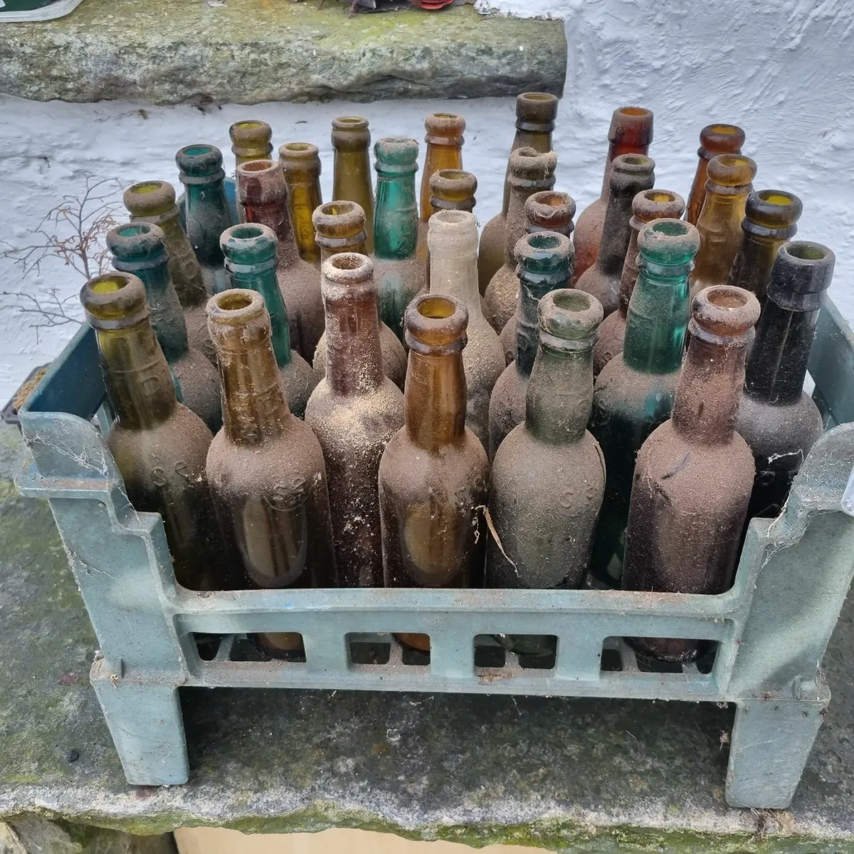 Old bottles - Image 1