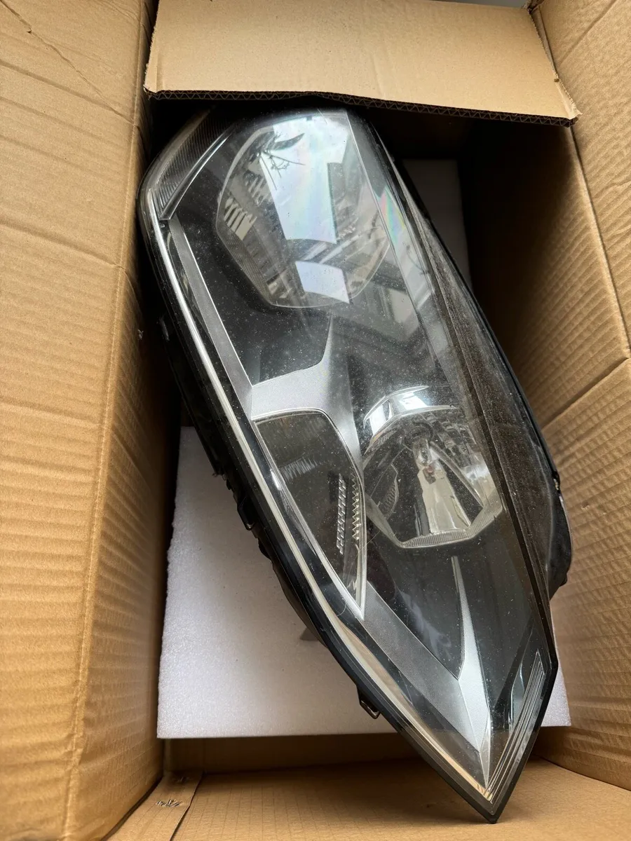 Volkswagen Golf MK7 Halogen Headlights Pair - Image 2