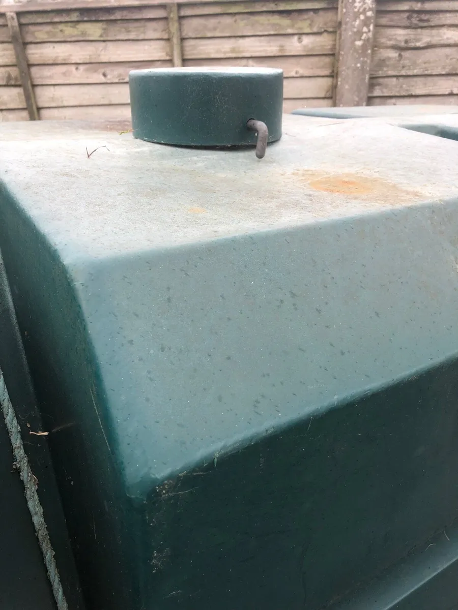 Oil tank - Image 2
