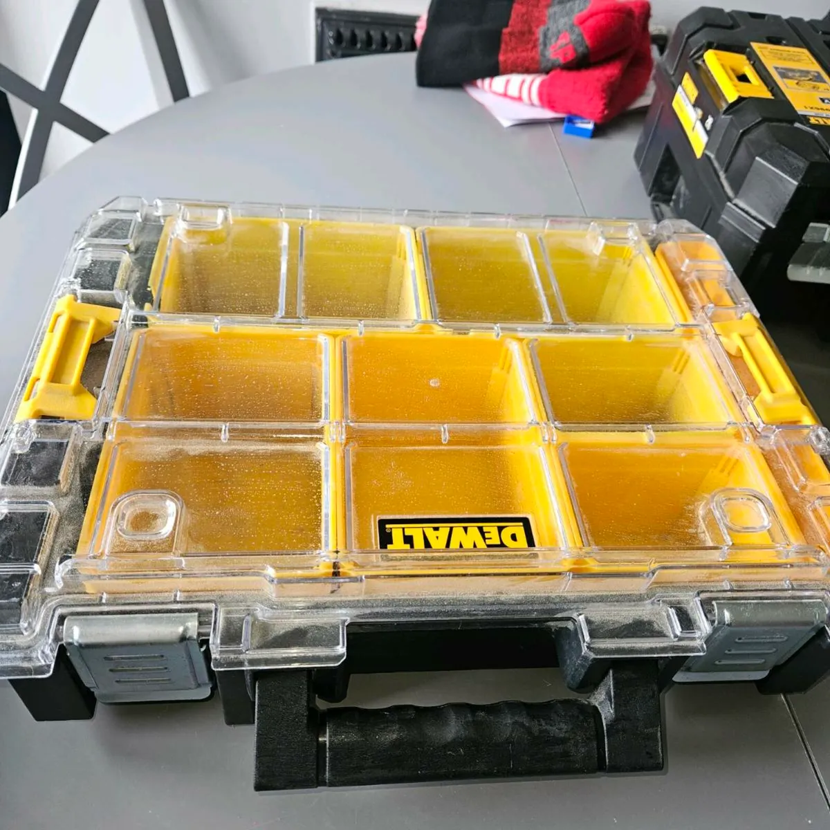 Dewalt drill and radio - Image 3