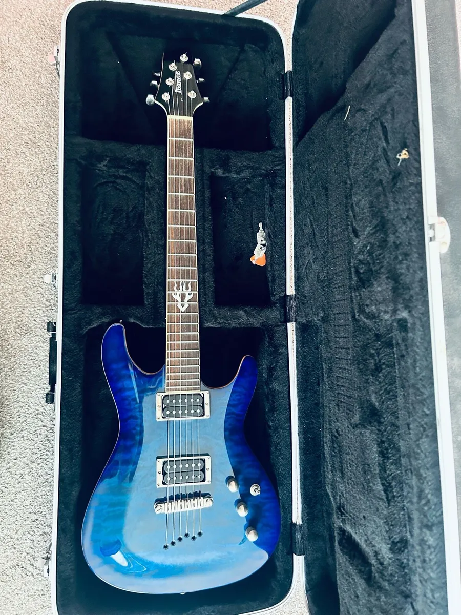 Ibanez SZ520QM electric guitar with Hardcase - Image 1