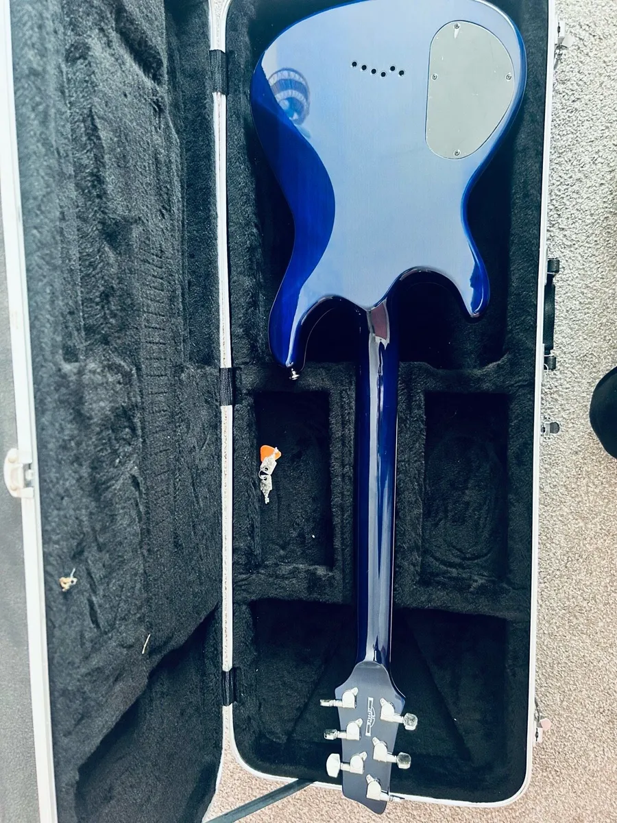 Ibanez SZ520QM electric guitar with Hardcase - Image 3