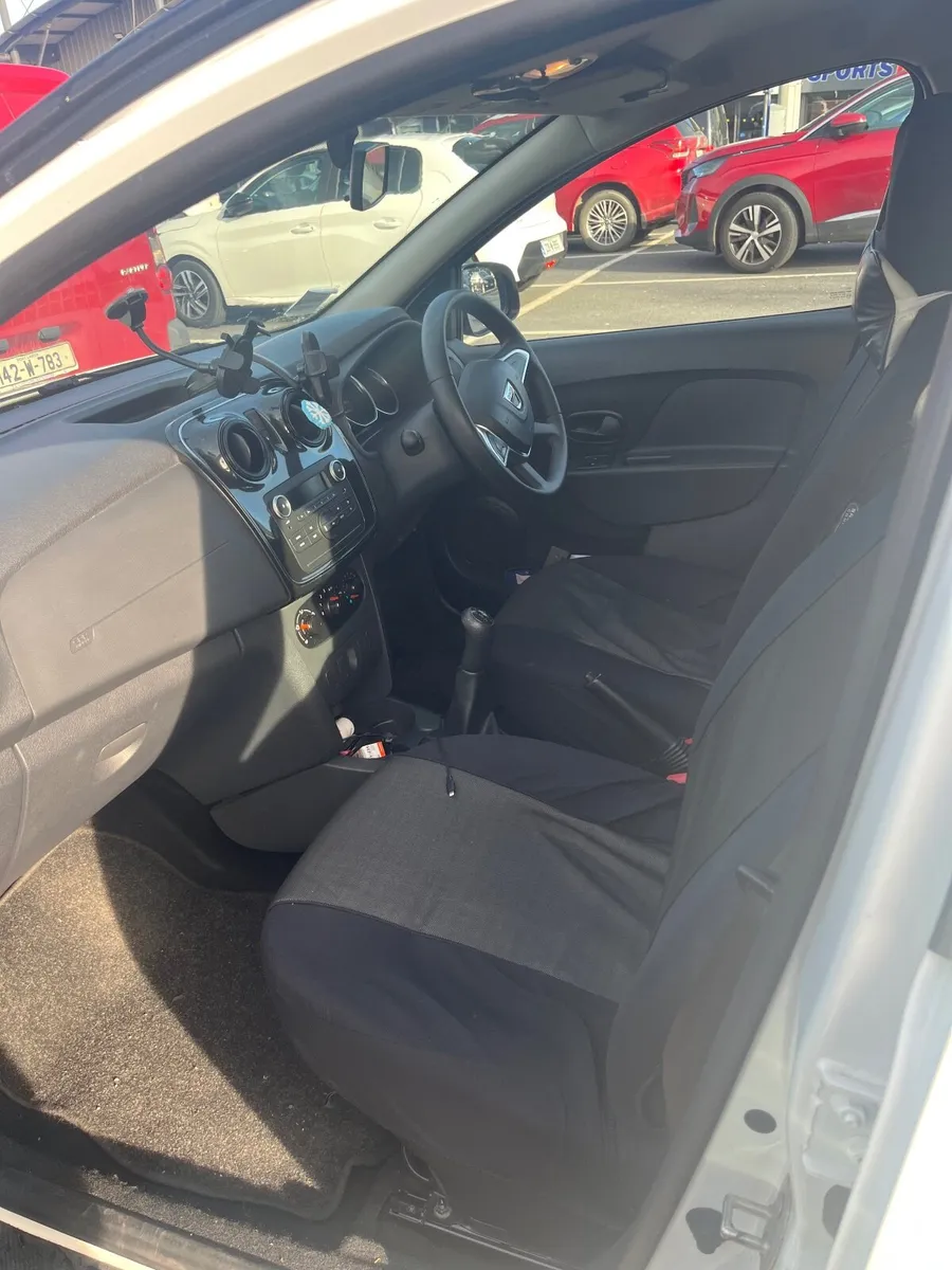 Dacia Sandero 2019 - Image 4