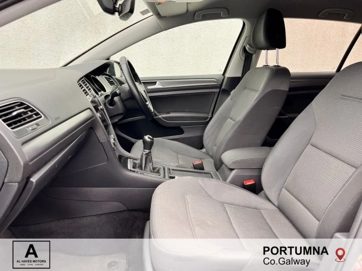Volkswagen Golf SE NAV 1.6 TDI Bluemotion 115BHP - Image 4