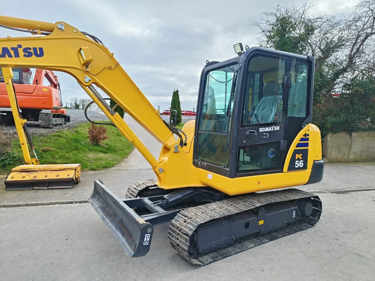 Komatsu PC56-7 - Image 1