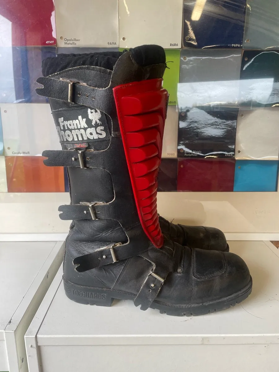 Boots - Image 3