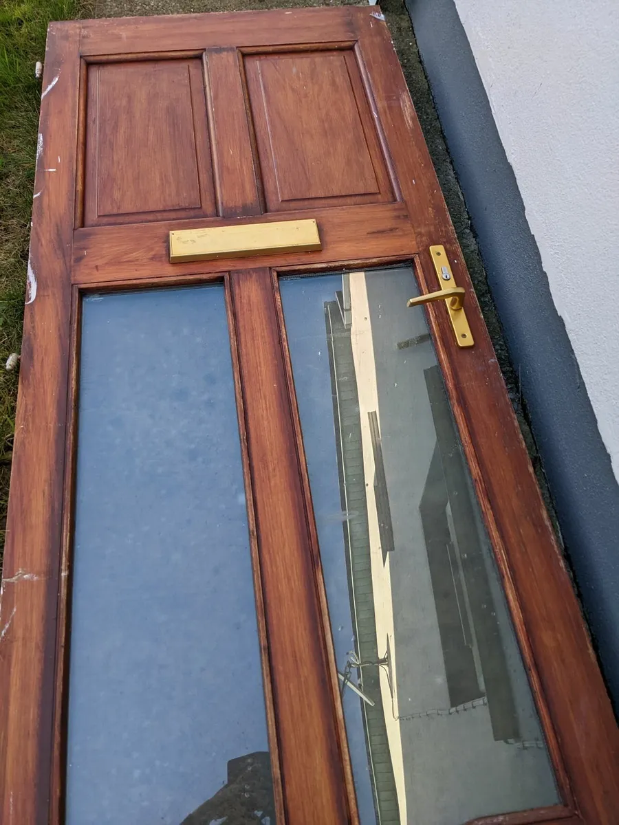 Front door - Image 1
