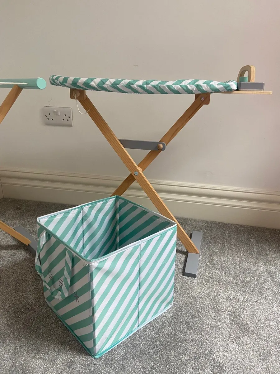 Wooden Laundry Set - Image 4