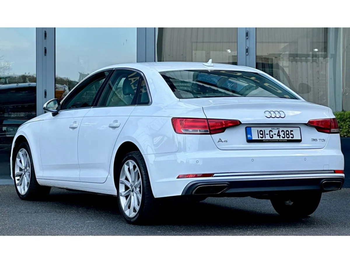Audi A4  sunroof  2.0 TDI 35 150 Sport S TR Troni - Image 4
