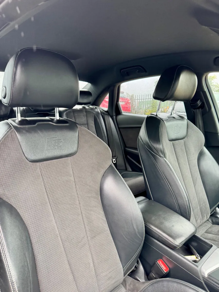 Audi A4 2017 2.0 tdi S-Line Automatic - Image 2