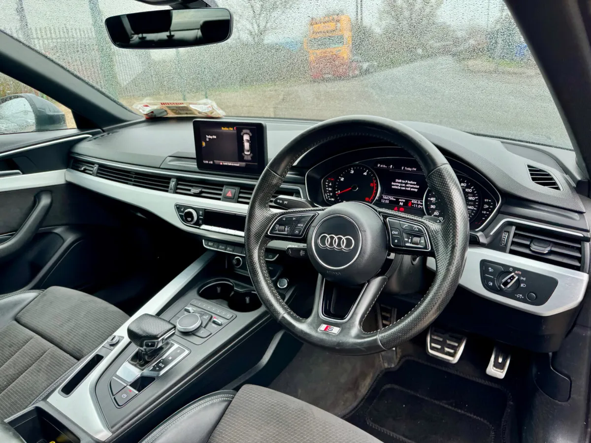 Audi A4 2017 2.0 tdi S-Line Automatic - Image 3