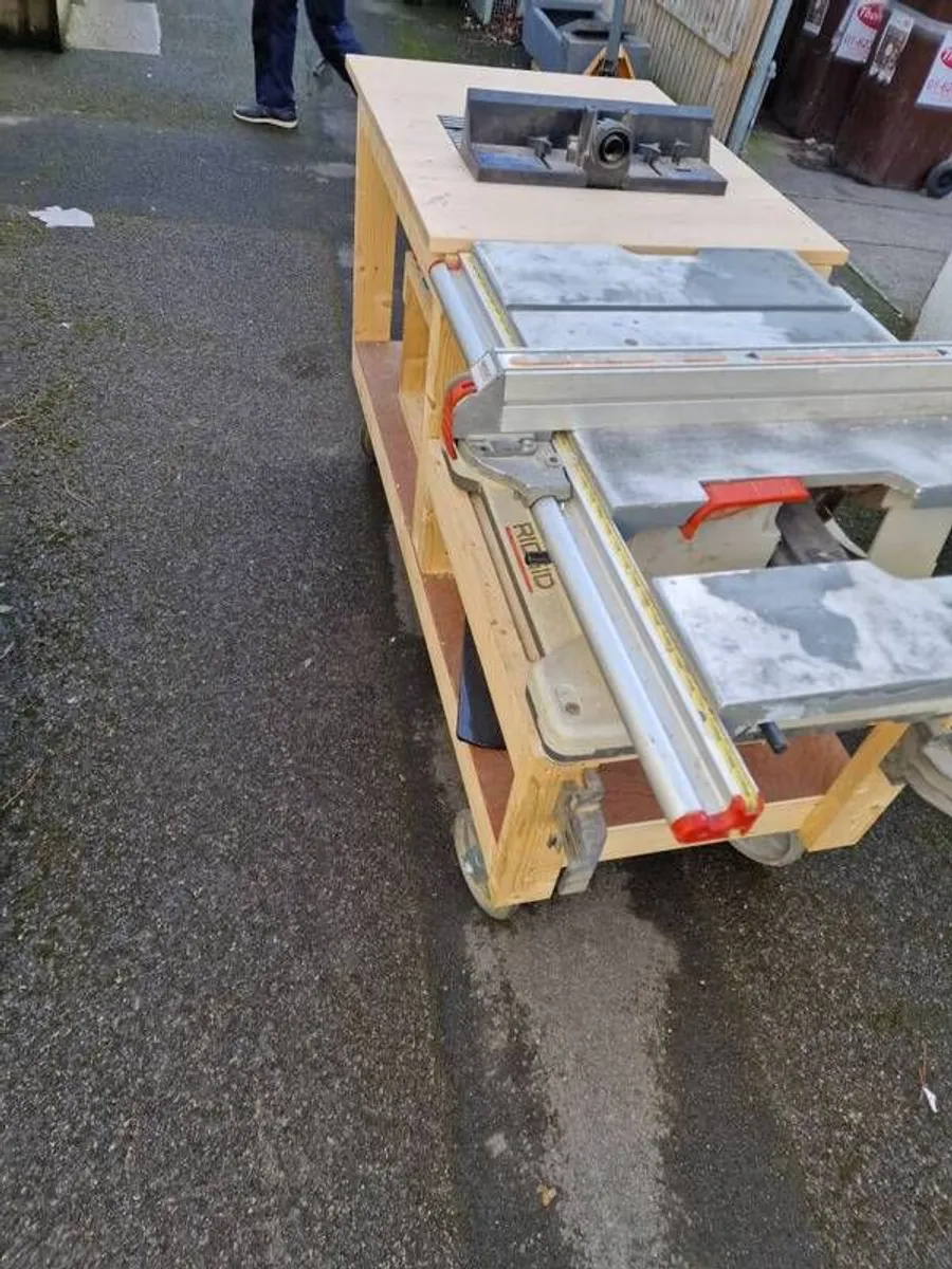 Tablesaw with router table - Image 2