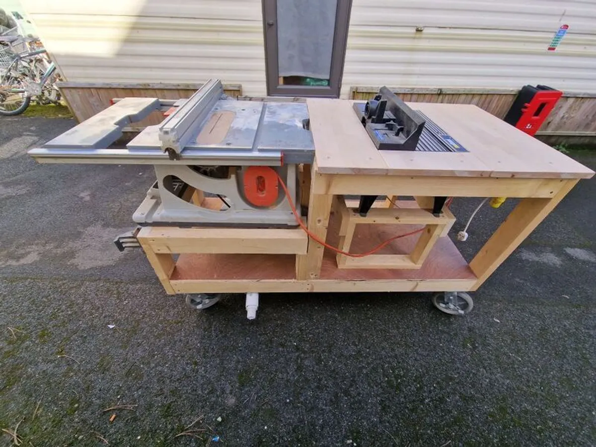 Tablesaw with router table - Image 4