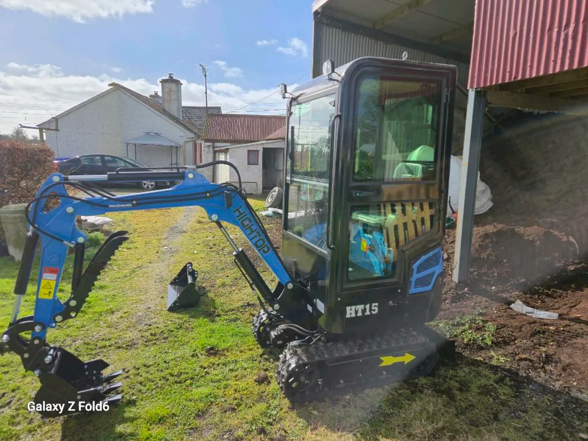 1.3 excavator HT15 - Image 4