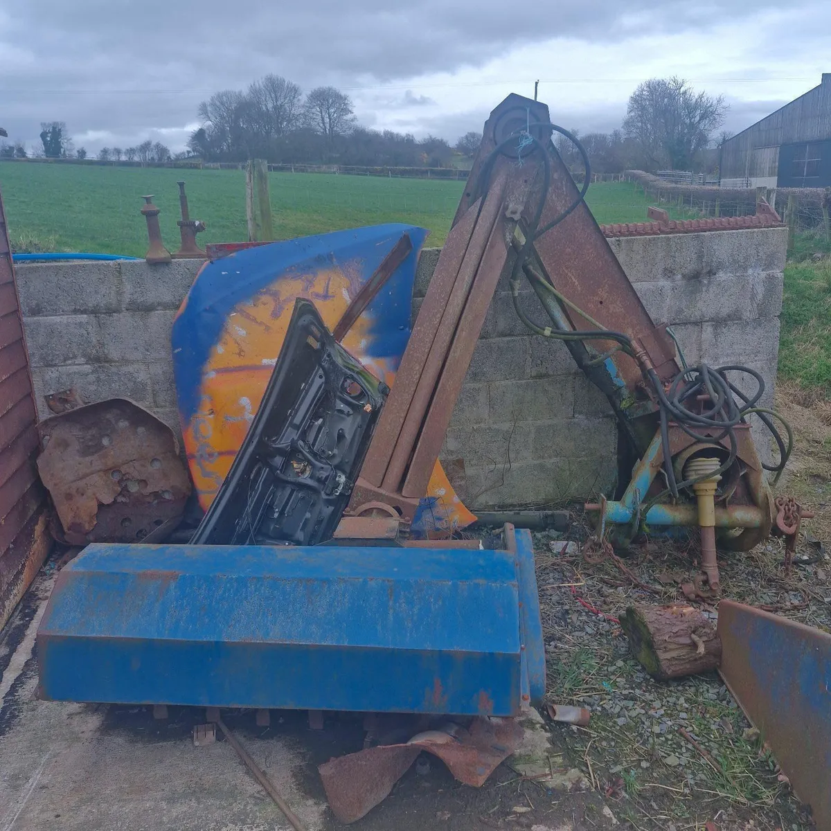 Farm machinery - Image 1