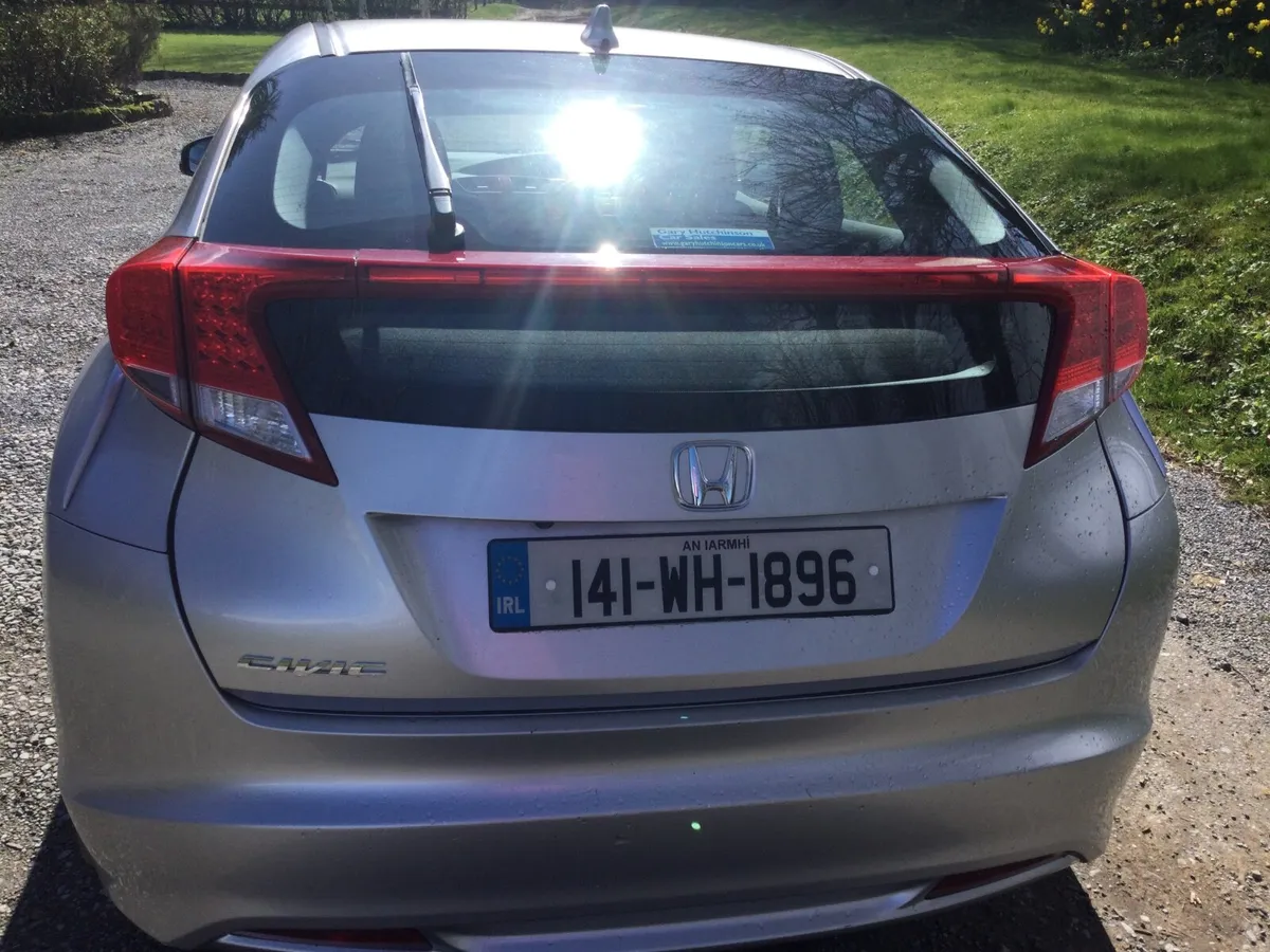 Honda Civic 2014 - Image 4