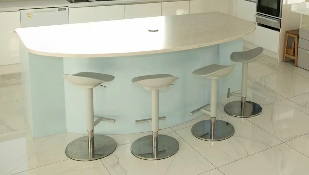 Island bar stools - Image 1