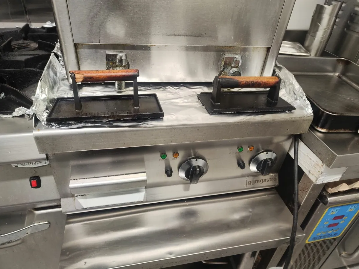Commercial electric  and gas griddles - Image 1