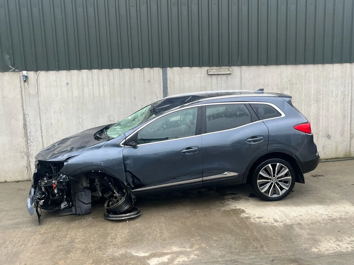 2021 Renault Kadjar for parts - Image 4