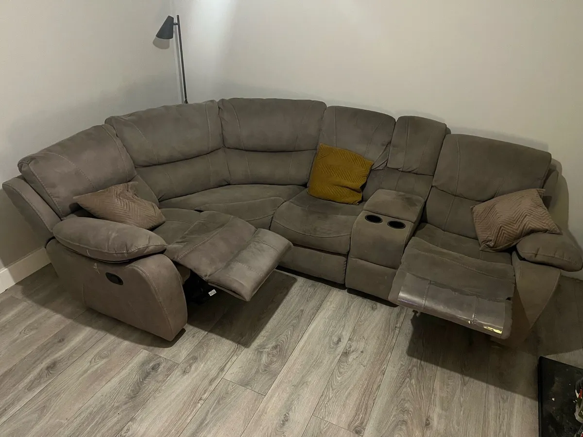 Couch - Image 1