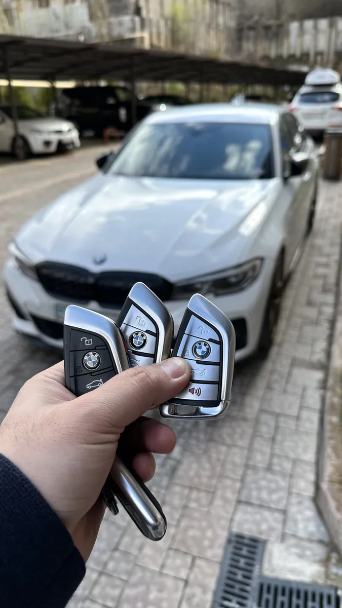 Car keys - Image 2