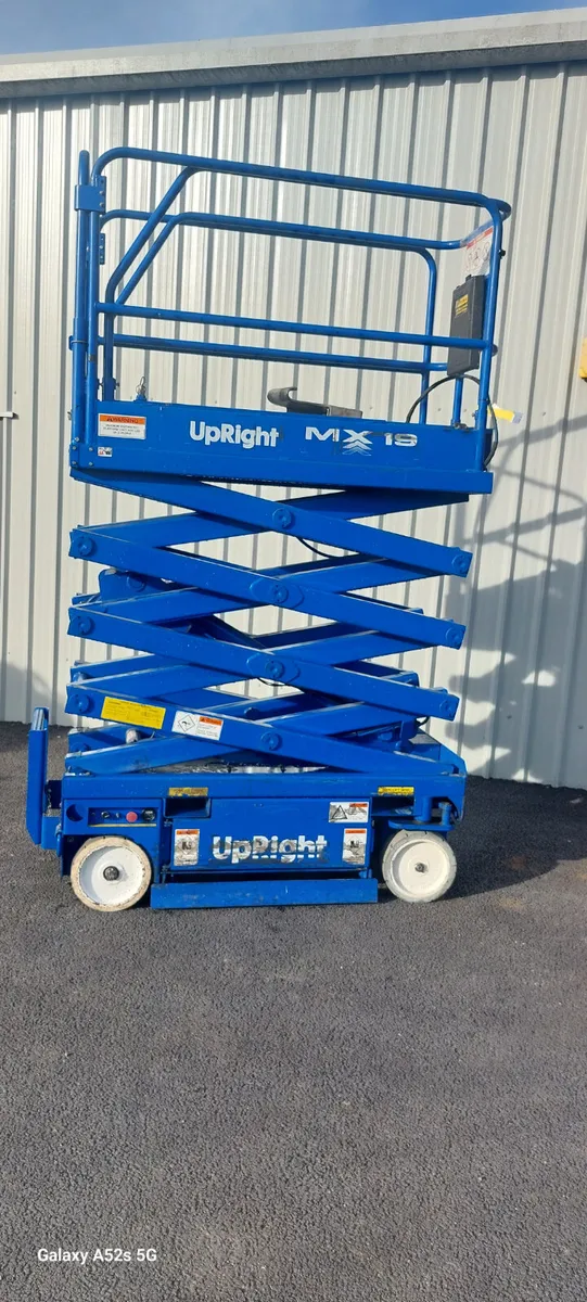 Scissor Lift Upright MX 19 - Image 1