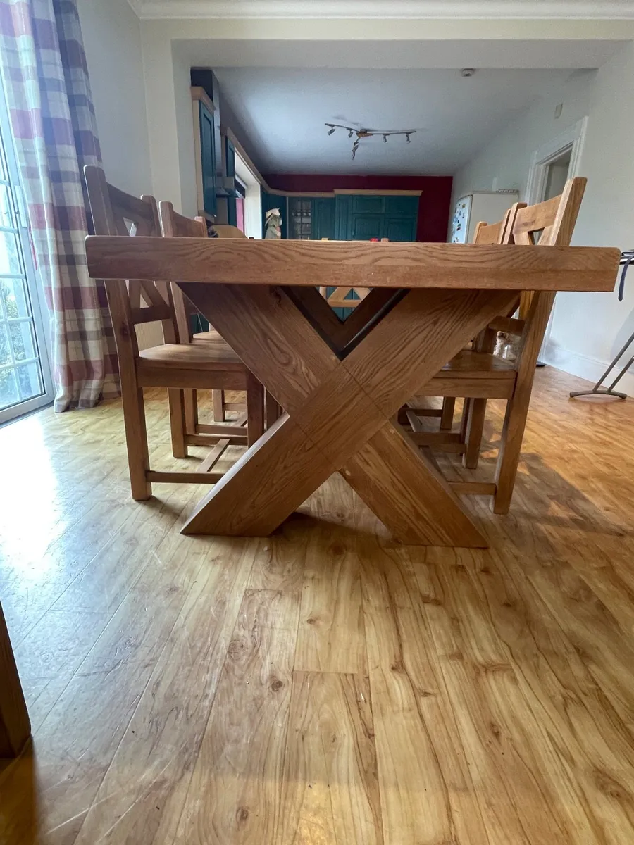 Maximus Solid Oak Kitchen Table - Image 2