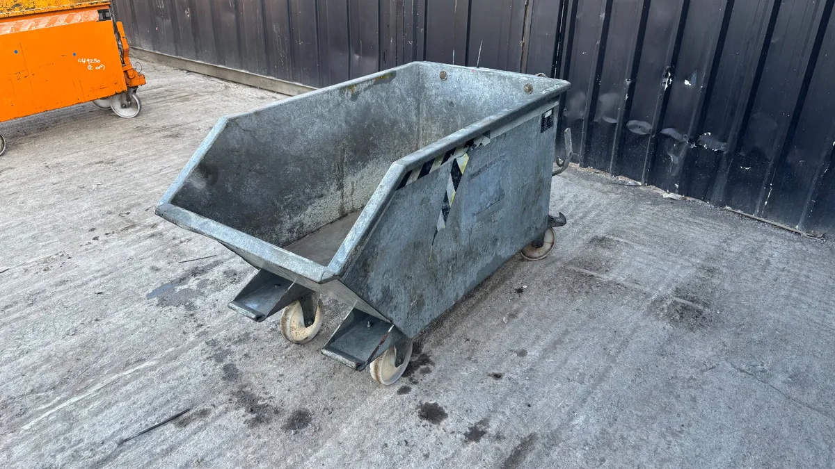 Tipping Skip to suit forklift - Image 3